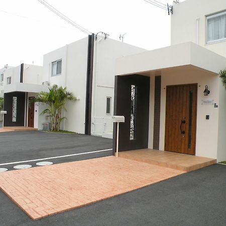 Chibana Terrace Villa Okinawa Eksteriør billede