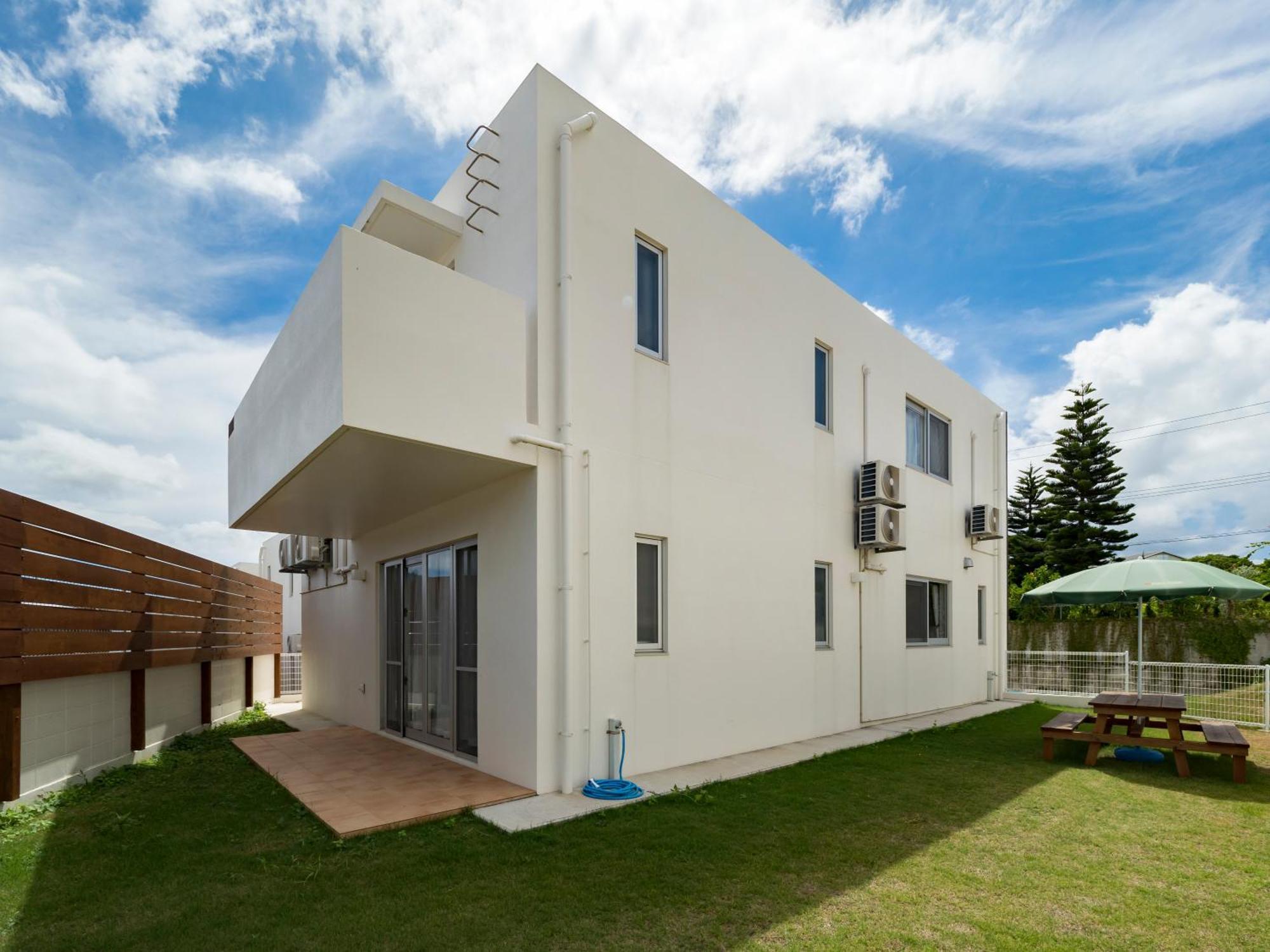 Chibana Terrace Villa Okinawa Eksteriør billede